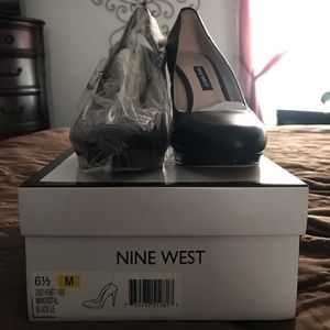 Nine West black heels brand new